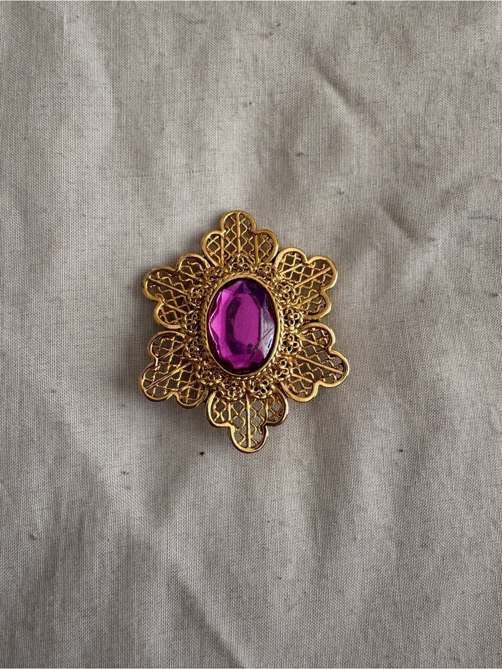 Vintage Gold Floral Filigree Loop Brooch with Fuchsia Center Stone Hang Readers